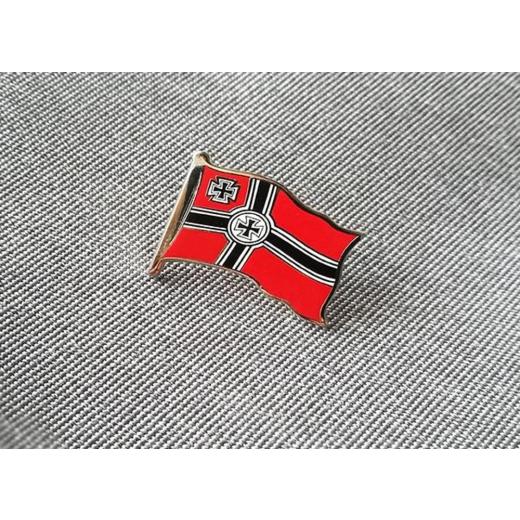 Reichkriegsflagge mit Eisernes Kreuz Pin